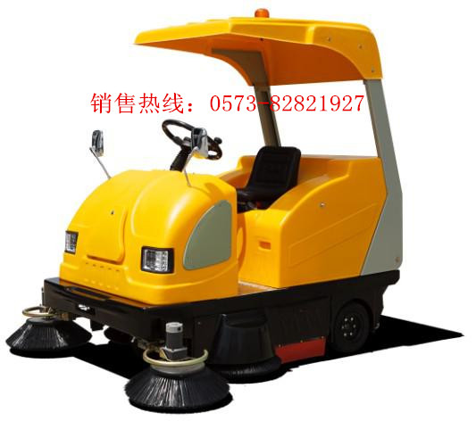 工業(yè)掃地機采購 駕駛式掃地機 掃地機專業(yè)生產(chǎn)廠家