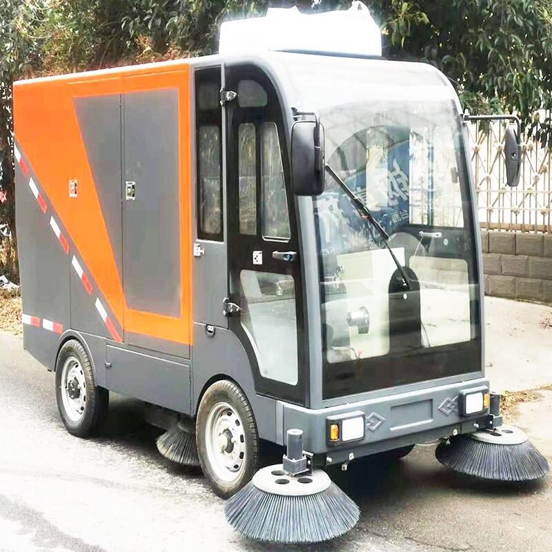 四輪全封閉駕駛式掃地車FK-2400 石家莊置換回收維保掃地機(jī)租賃配件價(jià)格
